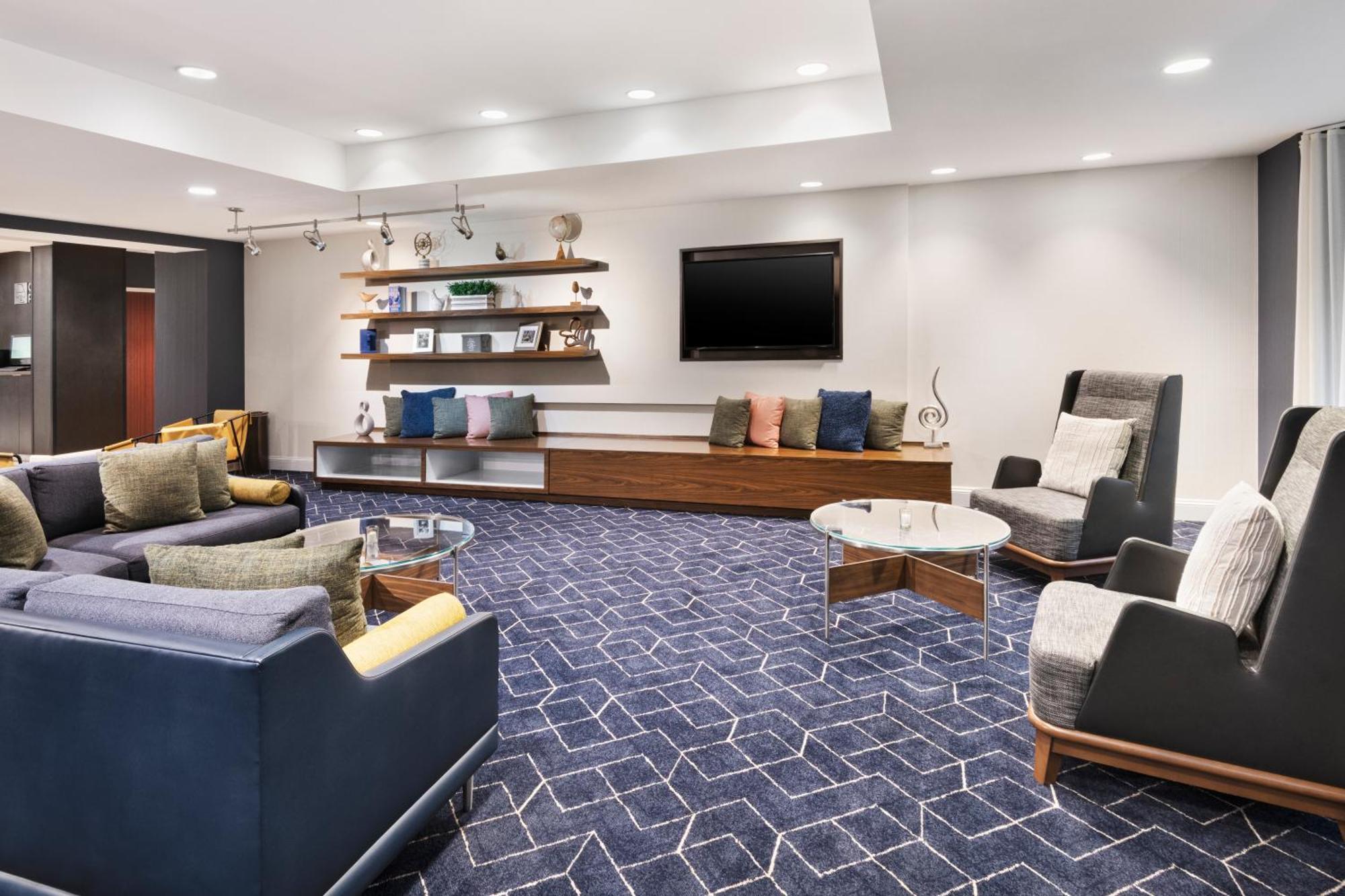 Courtyard By Marriott Burlington Hotell Eksteriør bilde