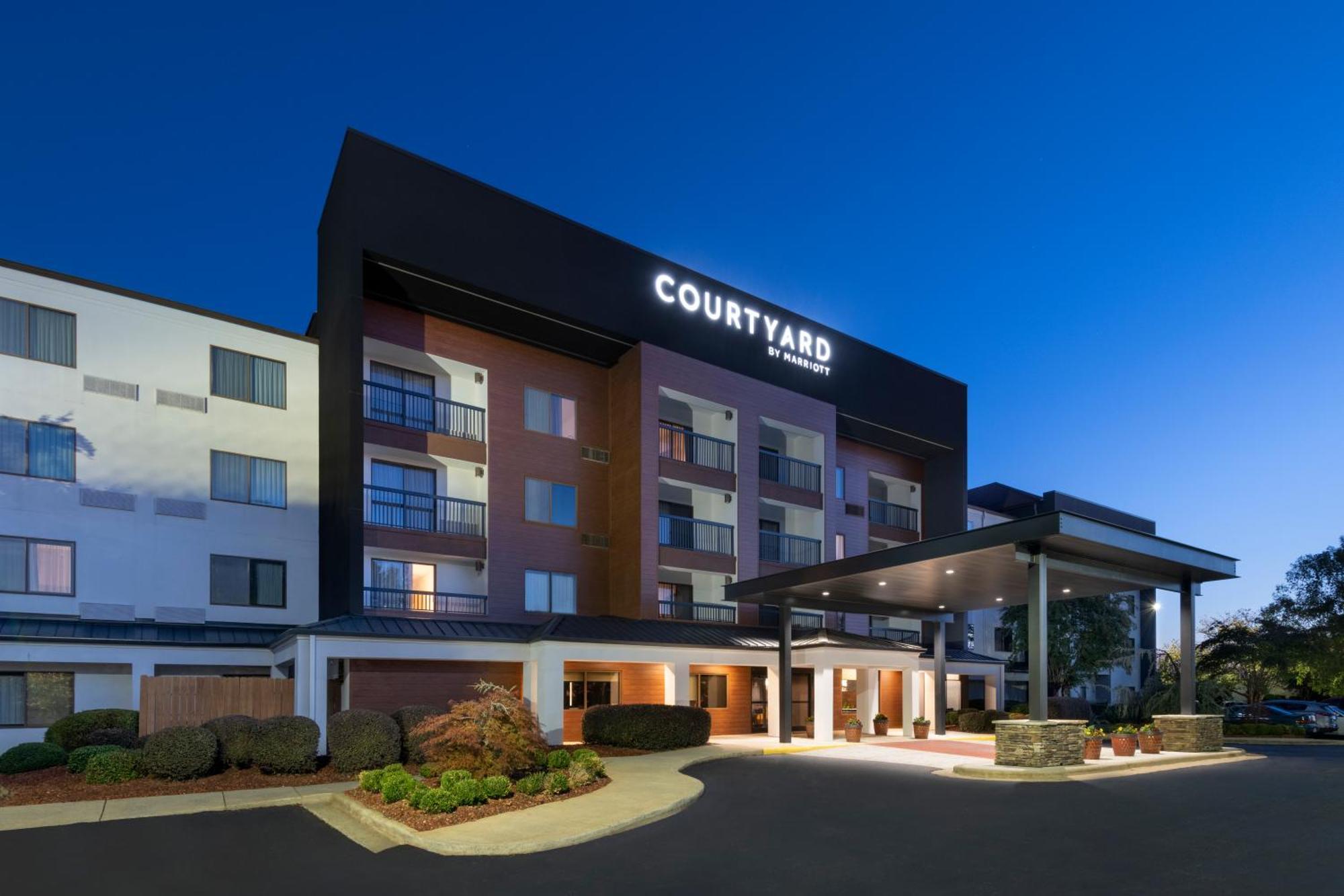 Courtyard By Marriott Burlington Hotell Eksteriør bilde