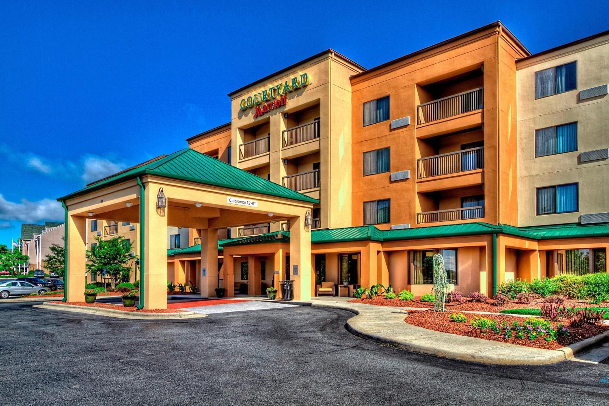 Courtyard By Marriott Burlington Hotell Eksteriør bilde