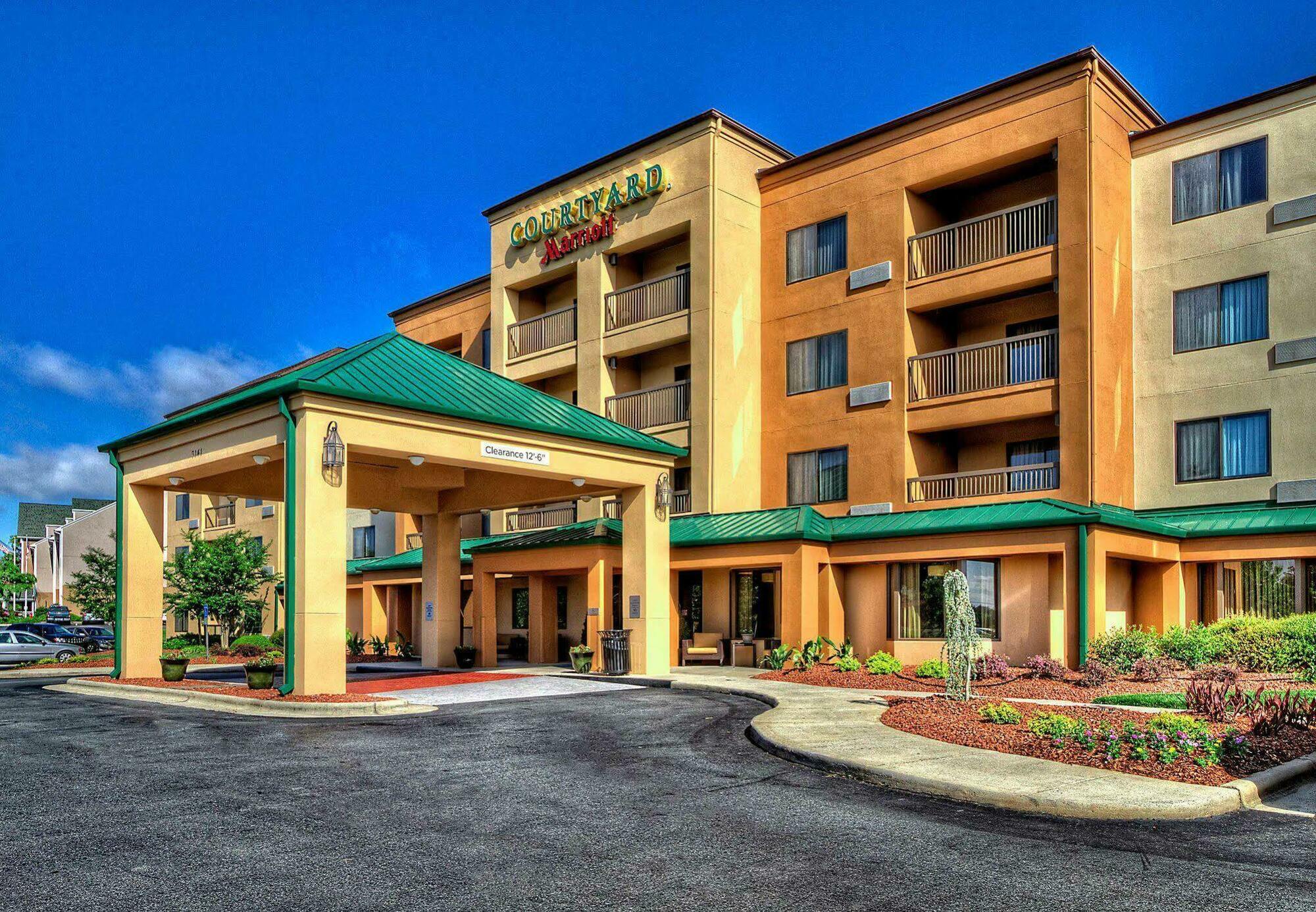 Courtyard By Marriott Burlington Hotell Eksteriør bilde